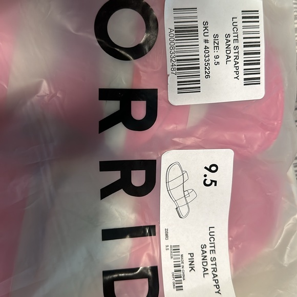 NWT TORRID LUCITE STRAPPY SANDAL PINK 9.5 9 1/2 WW SLIP ON - Picture 6 of 6